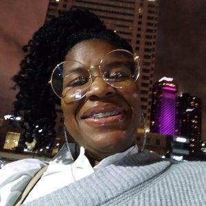 Meet your Posher, Robin